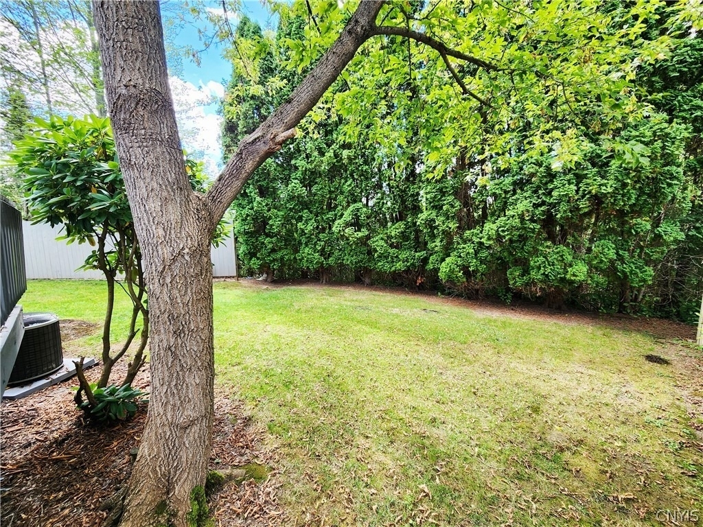 8214 Honeysuckle Drive - Photo 28