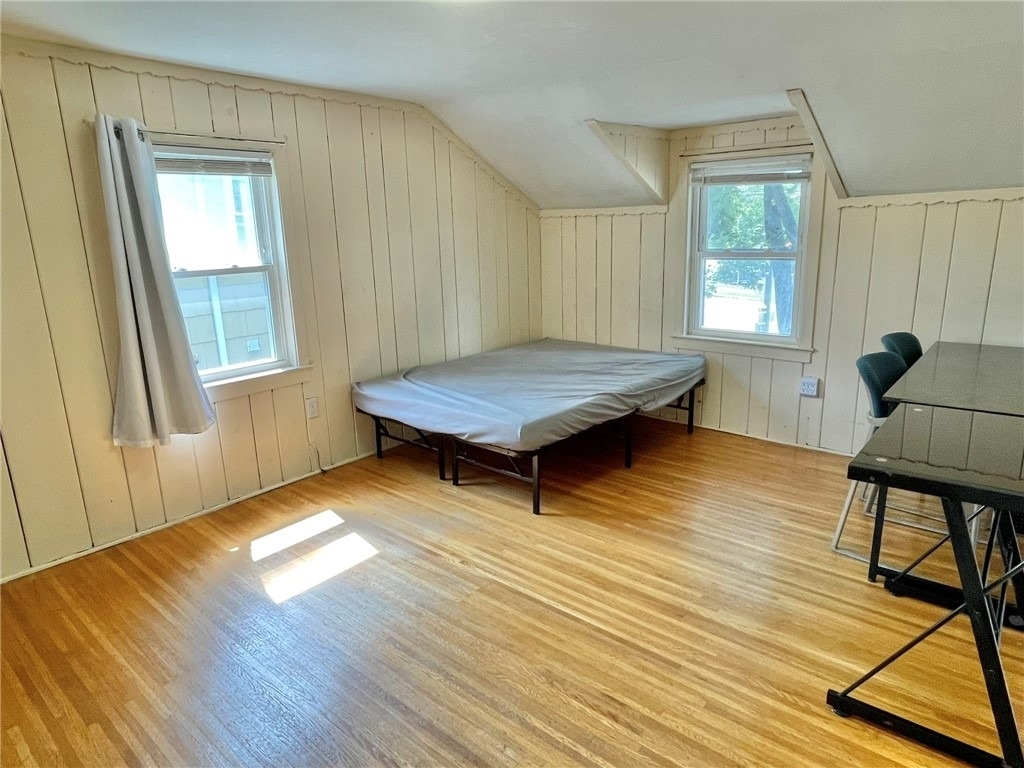 1680 Mount Hope Avenue - Photo 16