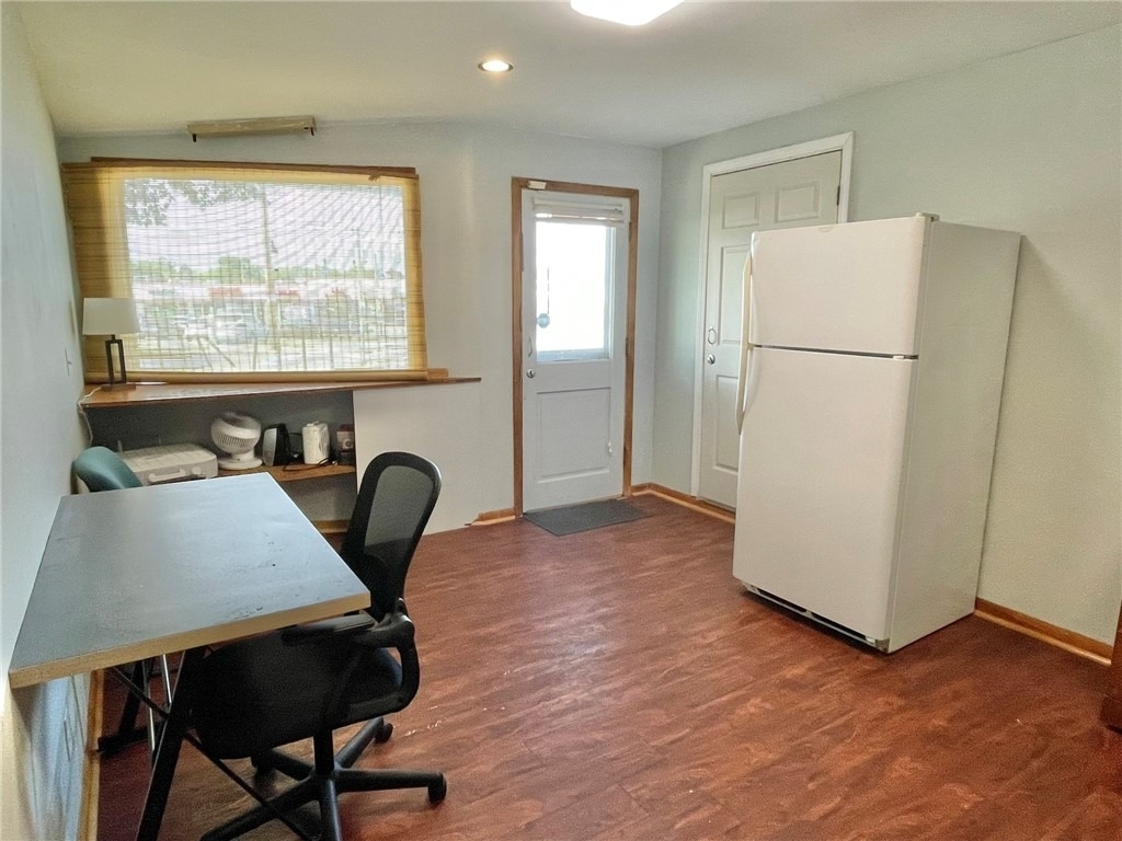 1680 Mount Hope Avenue - Photo 13