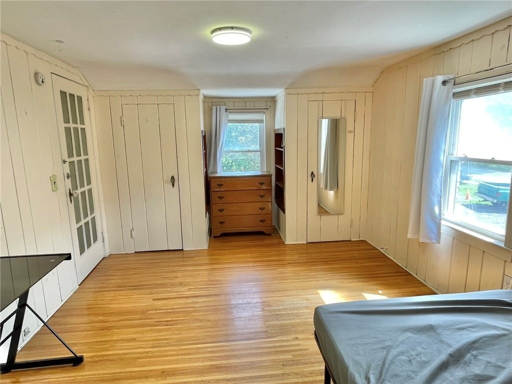 1680 Mount Hope Avenue - Photo 17