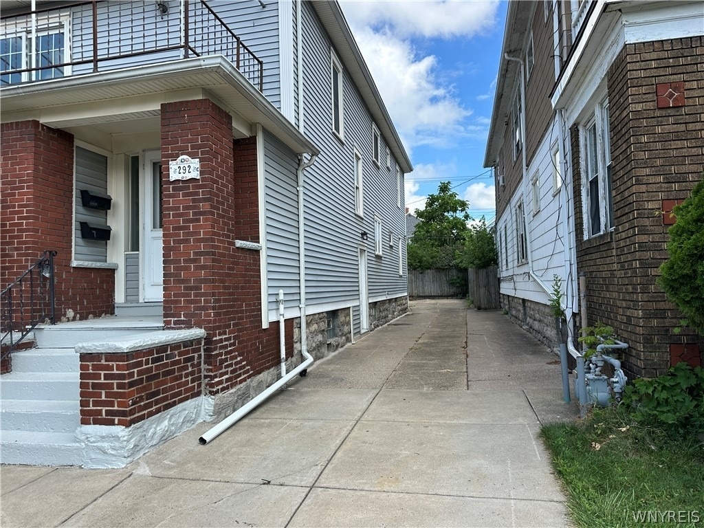 292 Hartwell - Photo 12