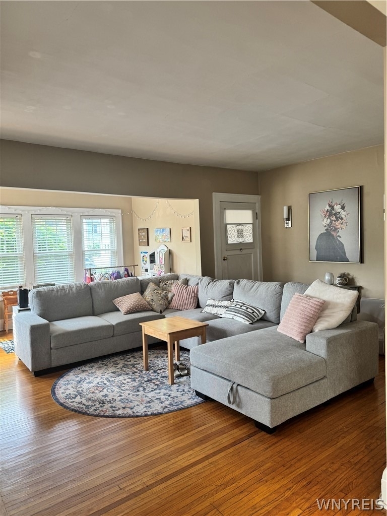 1108 Parkside Avenue - Photo 2