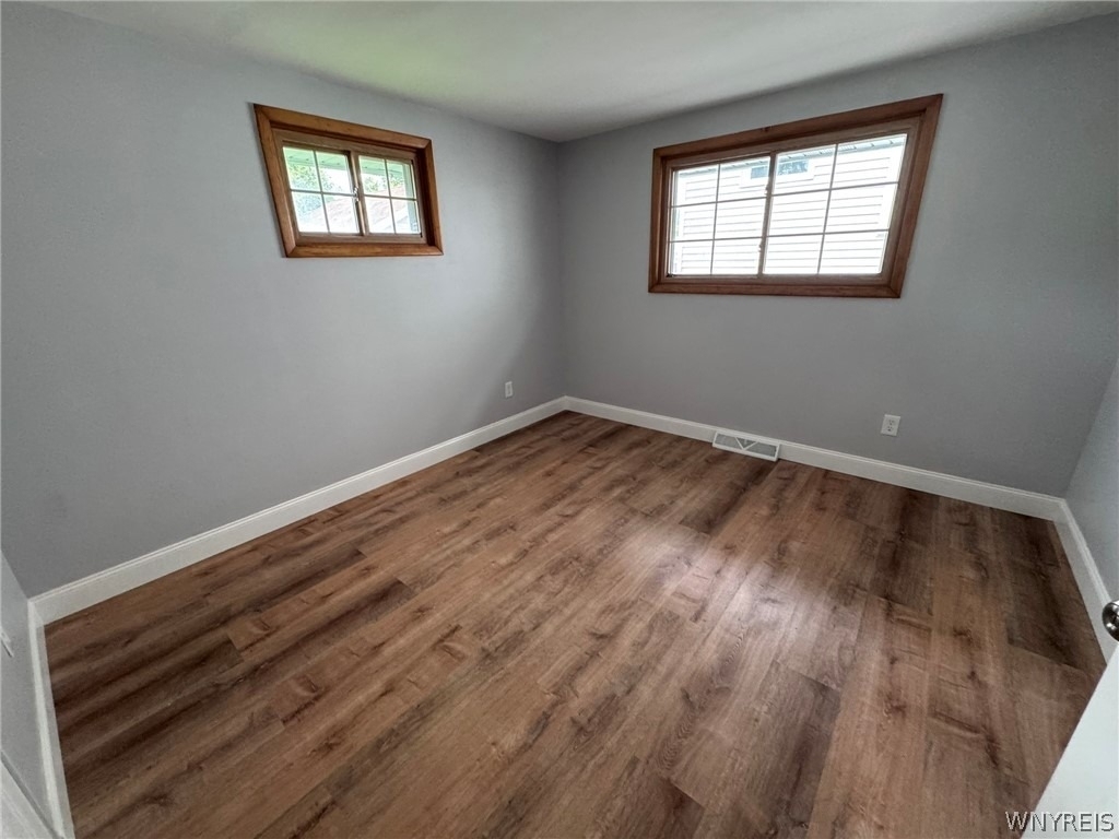 685 Longmeadow Road - Photo 16