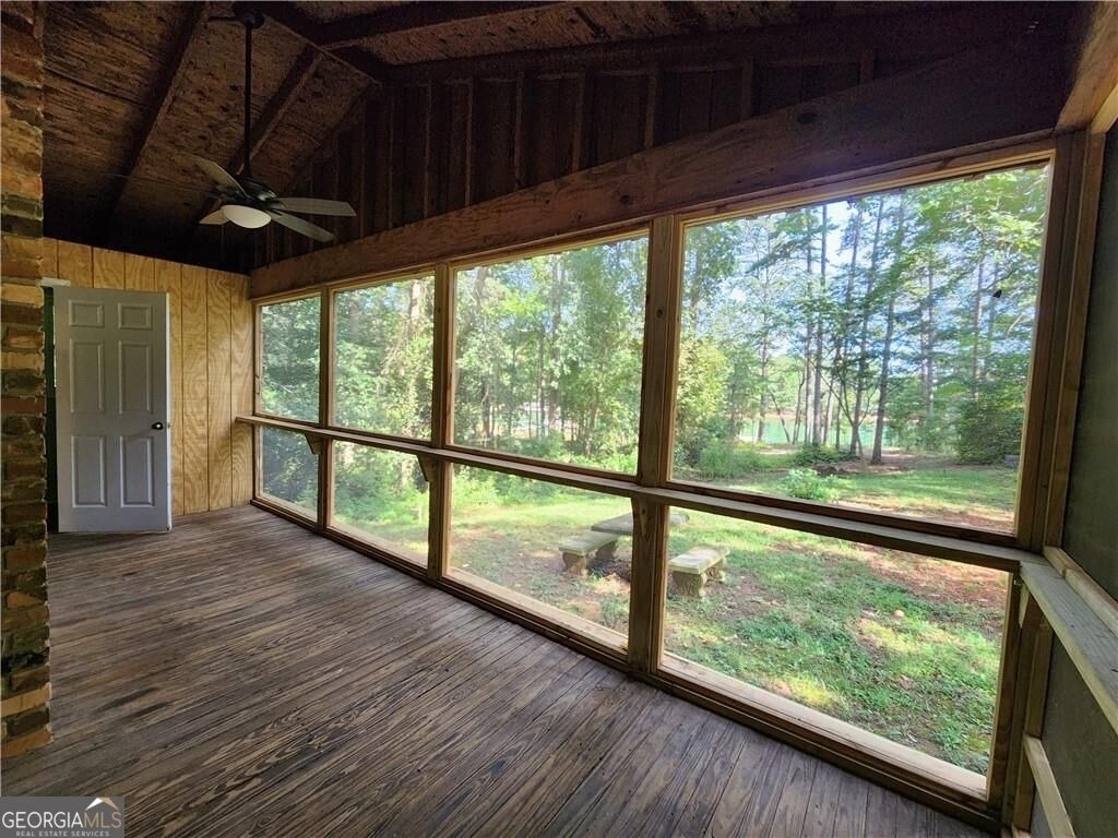 1071 Powderbag Creek Road - Photo 3