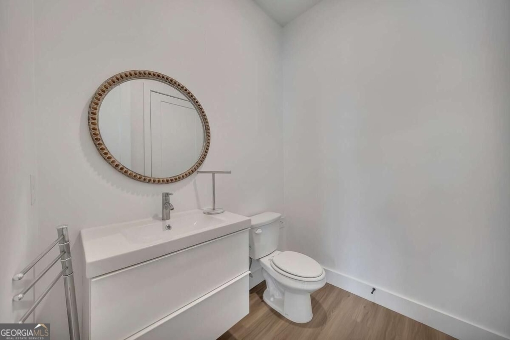 9040 Main Street - Photo 11