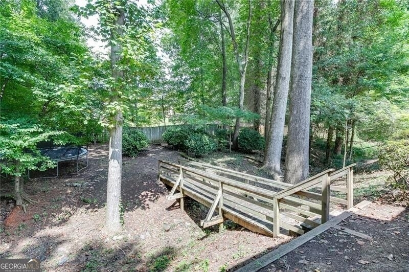 766 Chesterfield Drive - Photo 35