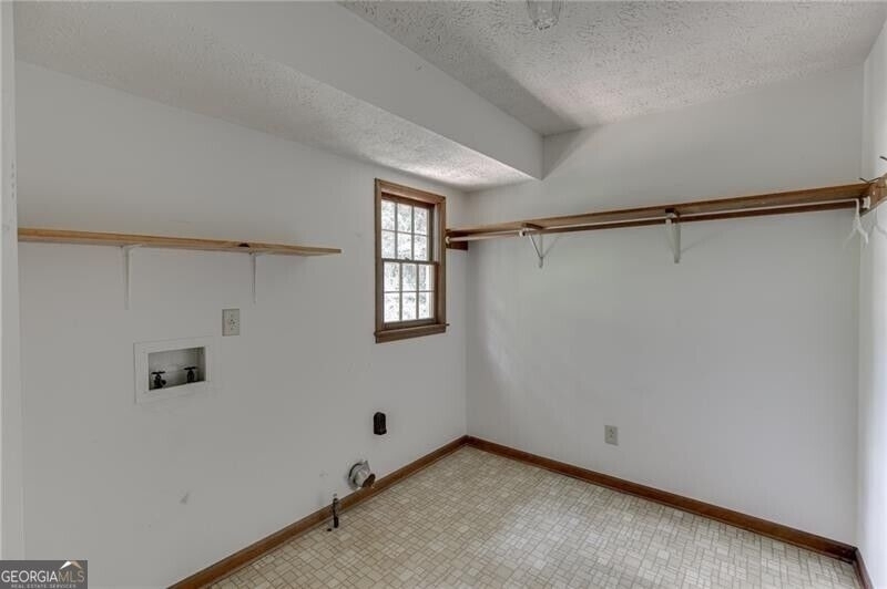 766 Chesterfield Drive - Photo 21