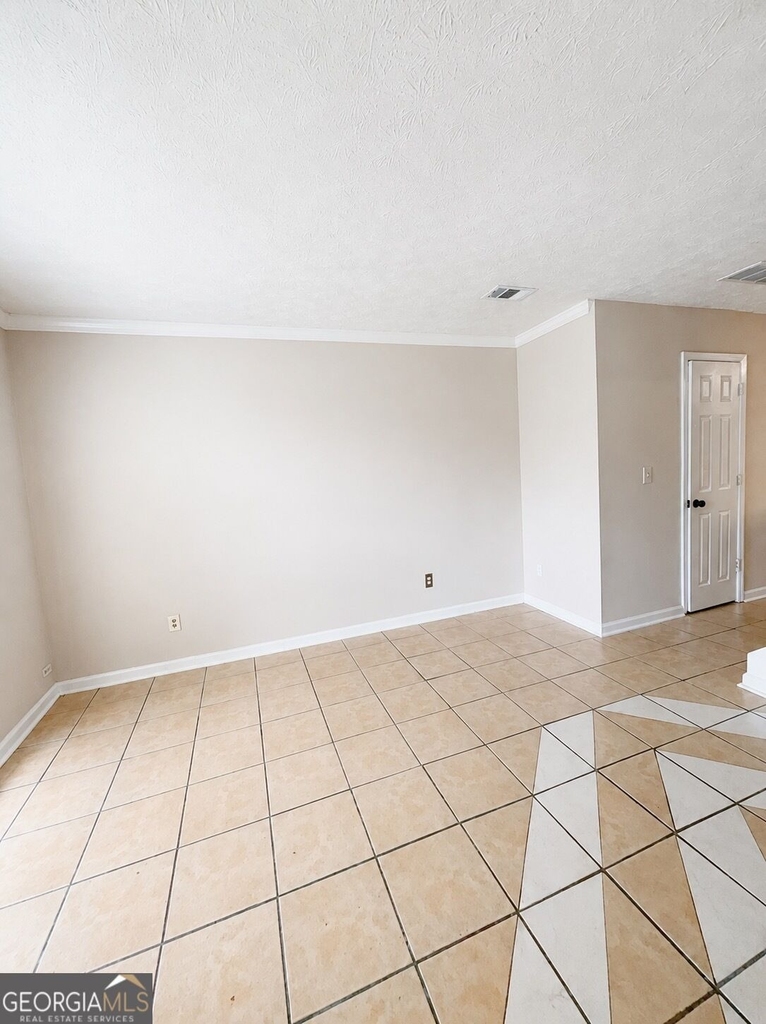 6714 Colchester Place - Photo 2