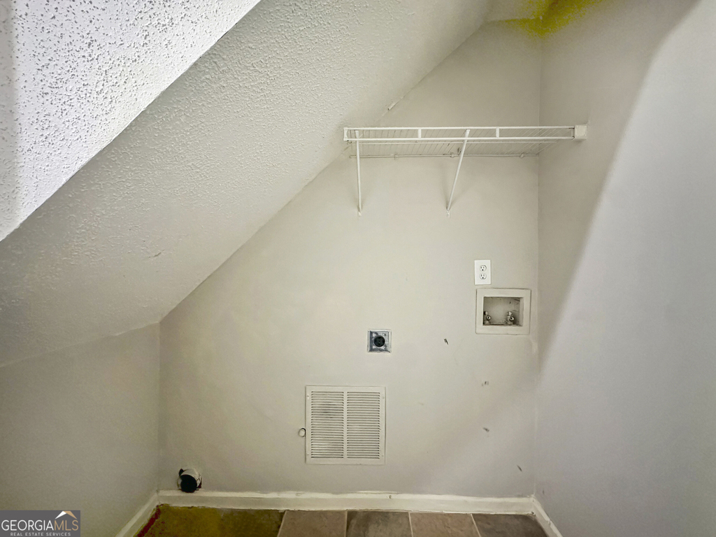 1017 Maris Lane - Photo 9