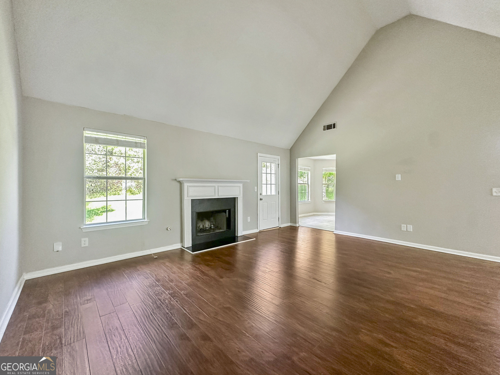 1017 Maris Lane - Photo 2
