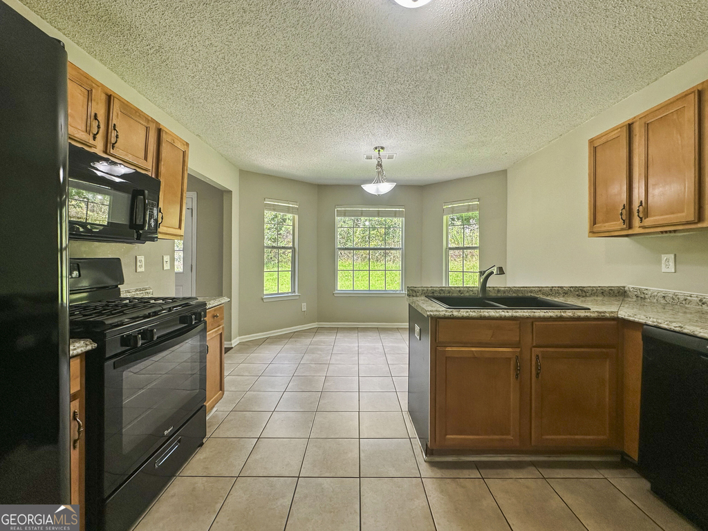 1017 Maris Lane - Photo 8