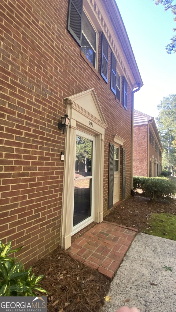 591 Wedgewood Drive - Photo 6
