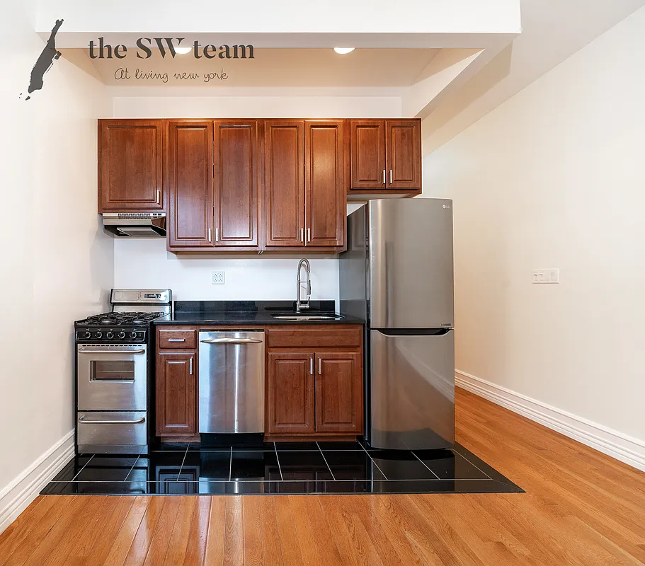 160 West 84th Street - Photo 4