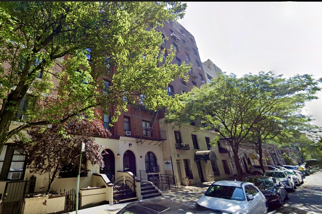 160 West 84th Street - Photo 6