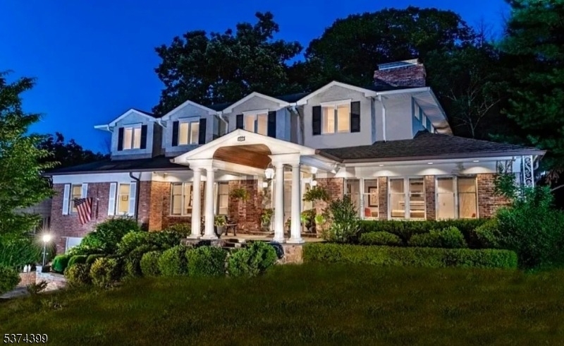 120 Silver Spring Rd - Photo 0