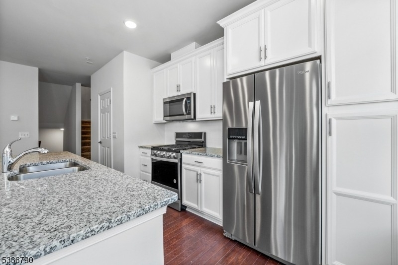 1012 Station Rd - Photo 4