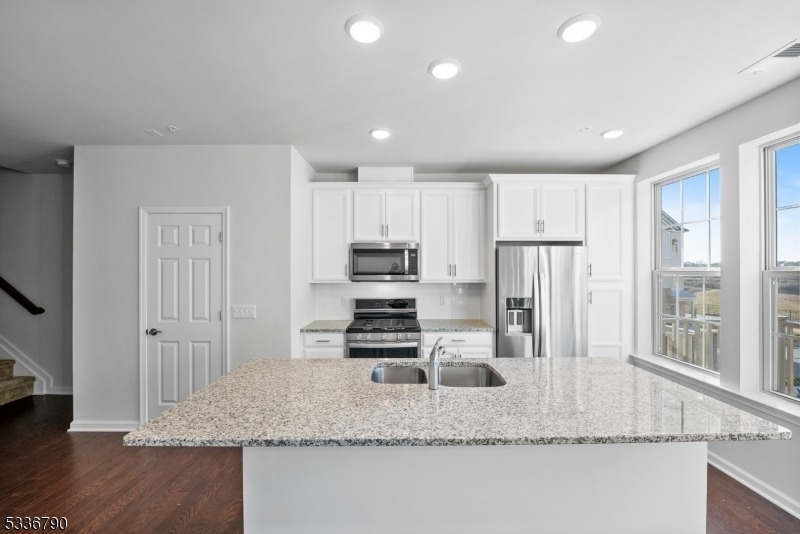 1012 Station Rd - Photo 5