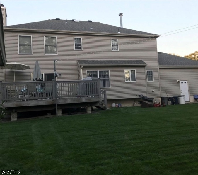 10 Lauren Ct - Photo 1