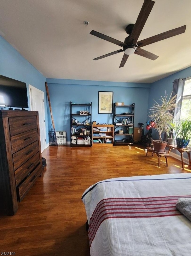 1677 Springfield Ave-8 - Photo 14