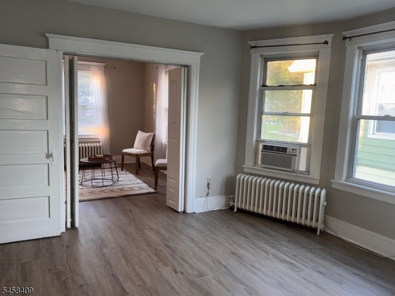 27 Somerset St - Photo 3