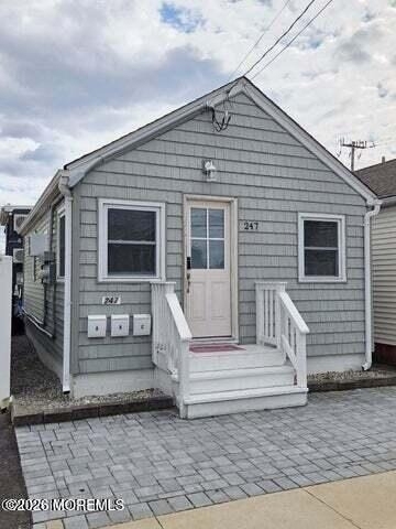 247 Sherman Avenue - Photo 0