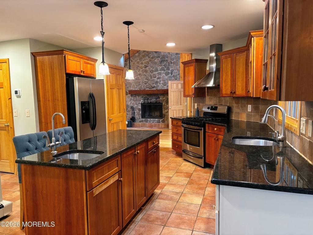 327 Deerfoot Lane - Photo 7