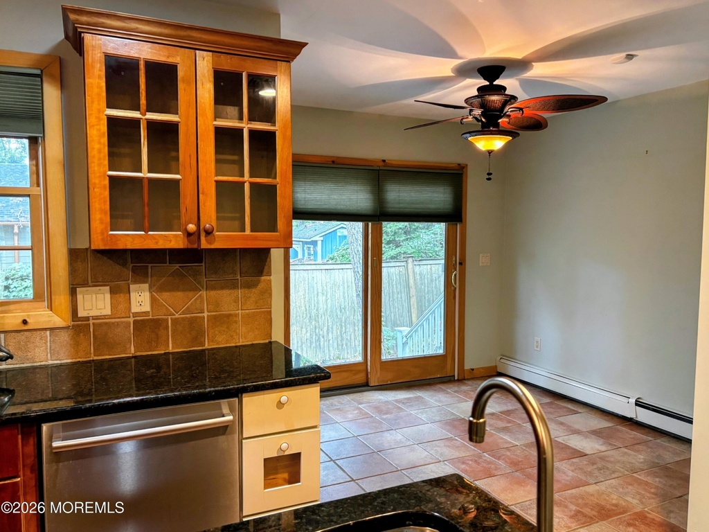 327 Deerfoot Lane - Photo 6