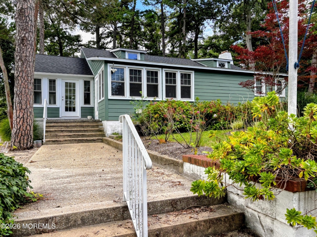 327 Deerfoot Lane - Photo 23