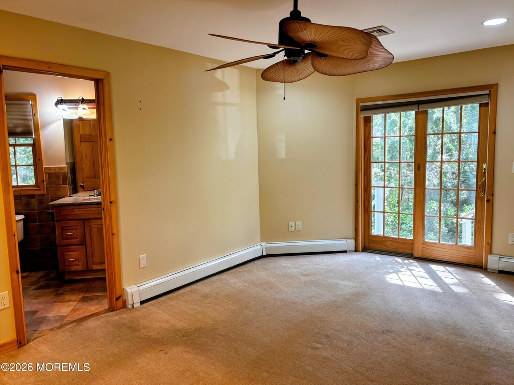 327 Deerfoot Lane - Photo 10