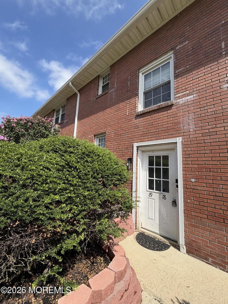 364 Westwood Avenue - Photo 16