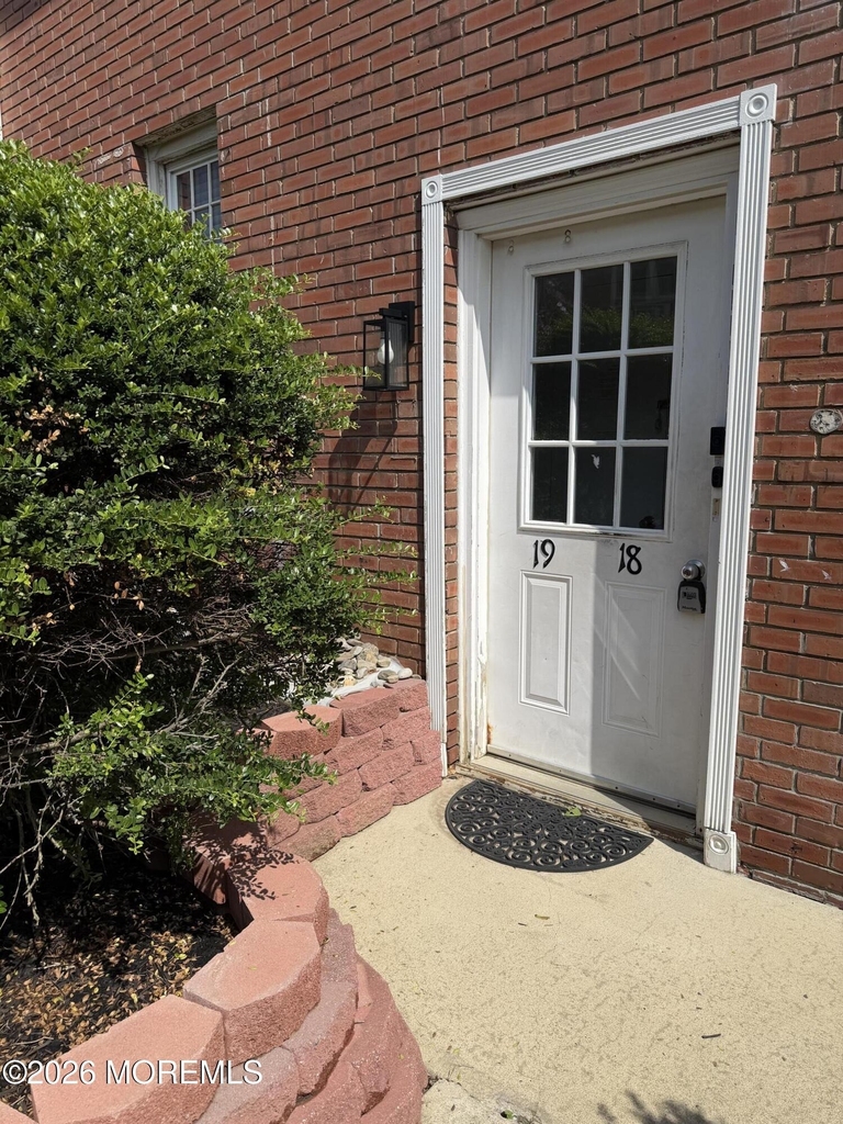 364 Westwood Avenue - Photo 15