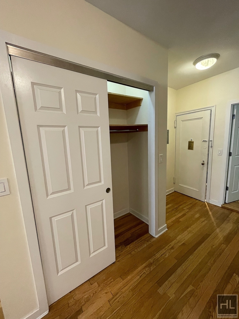 East 89 Street - Photo 10