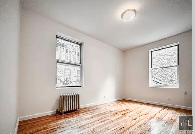 West 13 Street - Photo 1