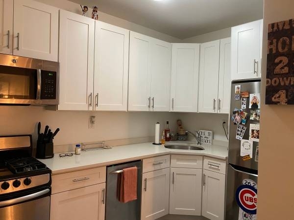 East 80 Street - Photo 0