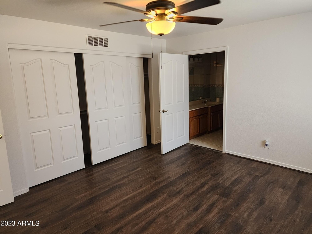 802 N Alzora Way - Photo 28
