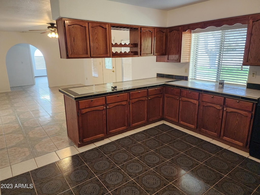 802 N Alzora Way - Photo 13