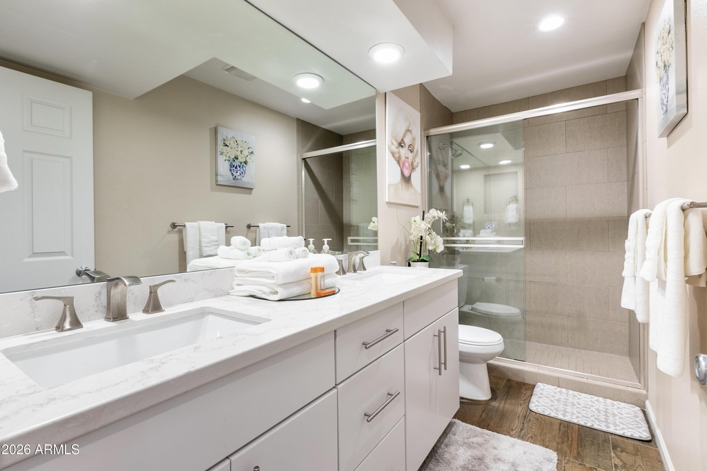 8249 E Redwing Road - Photo 19
