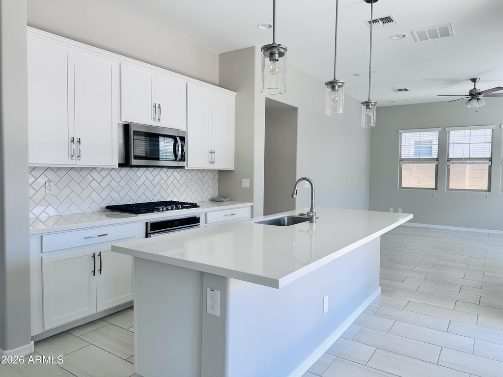 1935 E Wisteria Drive - Photo 21