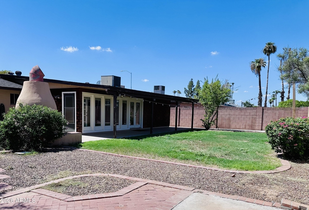 1042 W Devonshire Street - Photo 16