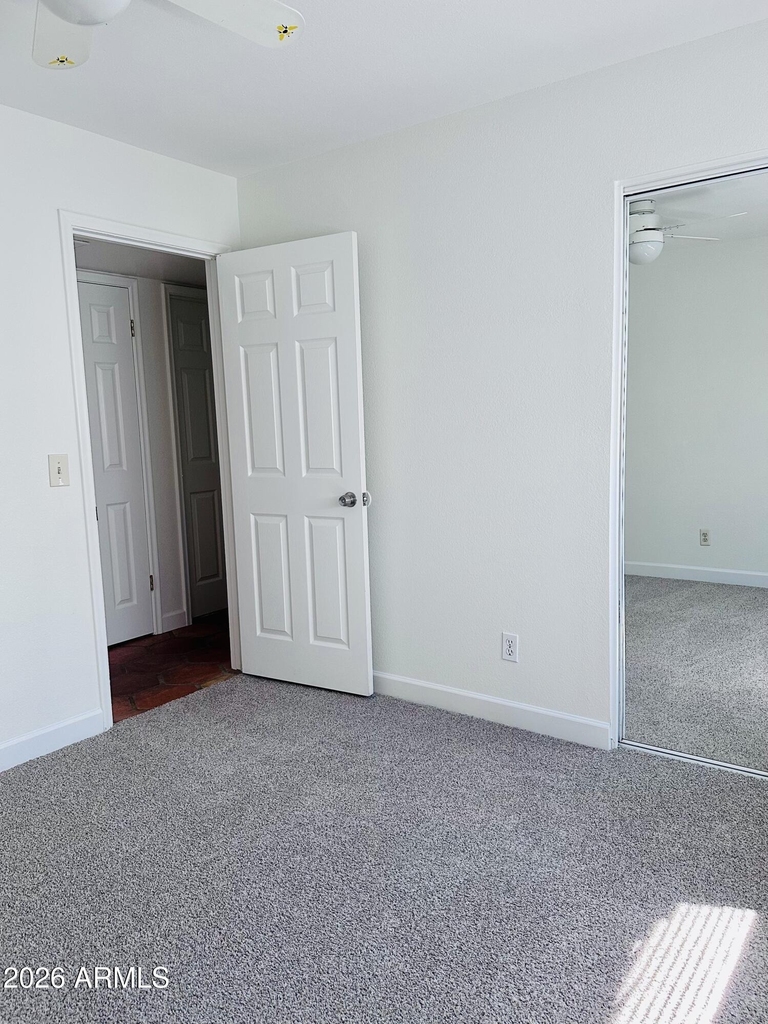 1042 W Devonshire Street - Photo 9
