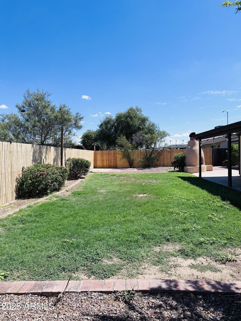 1042 W Devonshire Street - Photo 33