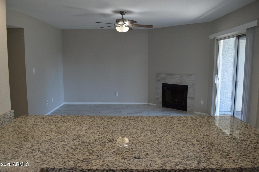 2910 W Marconi Avenue - Photo 10