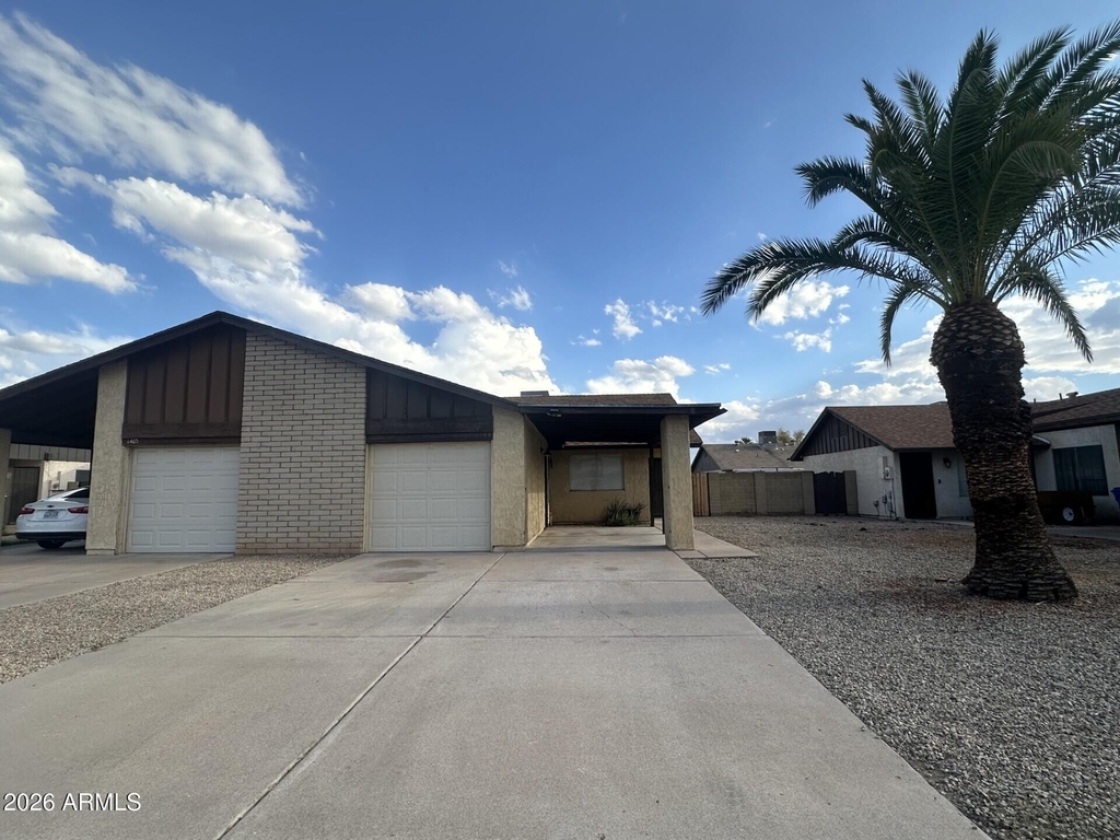 1349 E Palmdale Drive - Photo 0