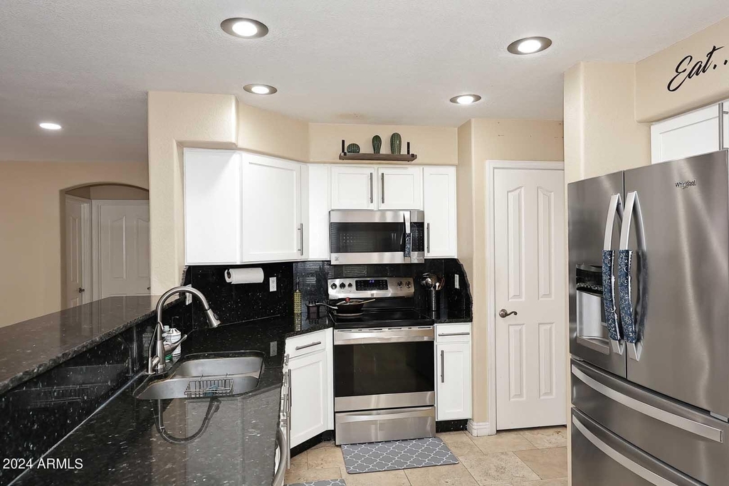25224 N 66th Drive - Photo 20