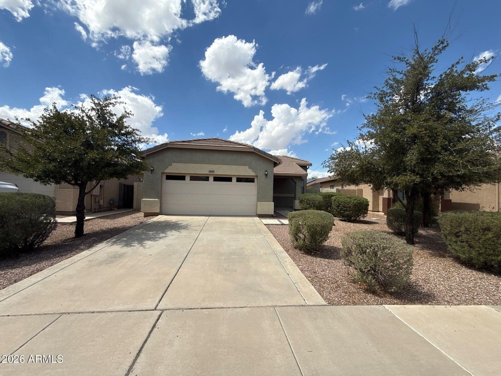 8858 W Hilton Avenue - Photo 0