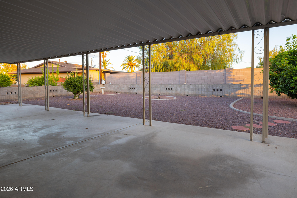 11208 N 105th Avenue - Photo 11
