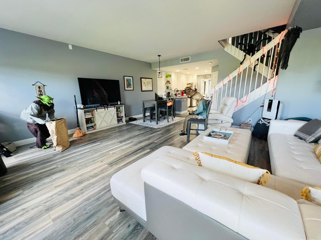 134 Wentworth Court - Photo 5