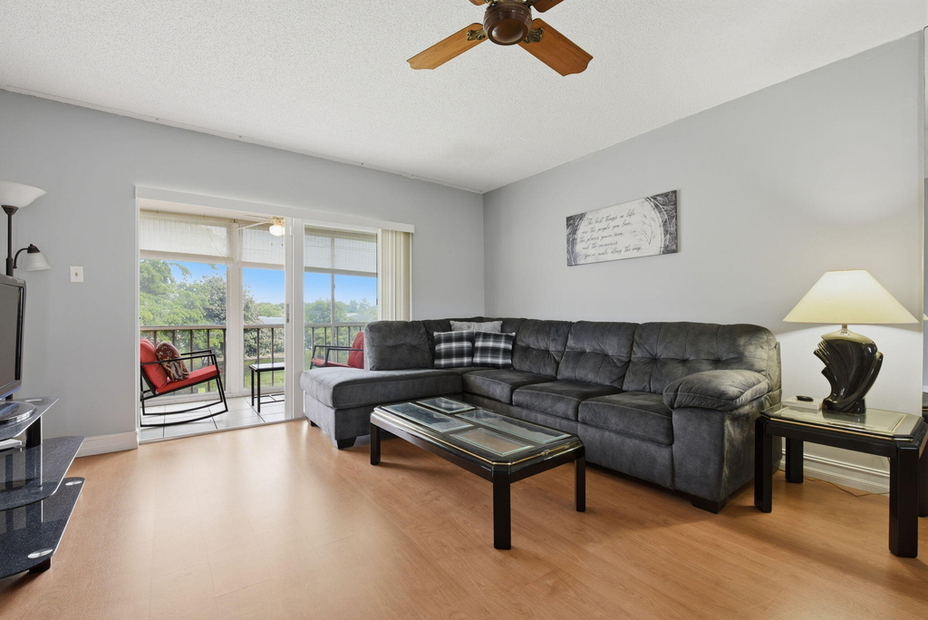 7505 Nw 5th Place - Photo 5