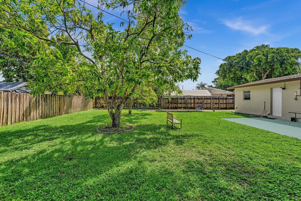 6143 Nw 22nd Street - Photo 28