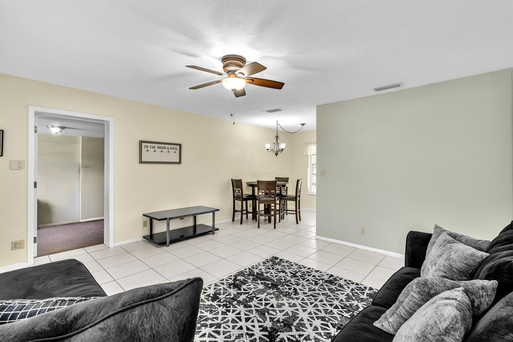 6143 Nw 22nd Street - Photo 8